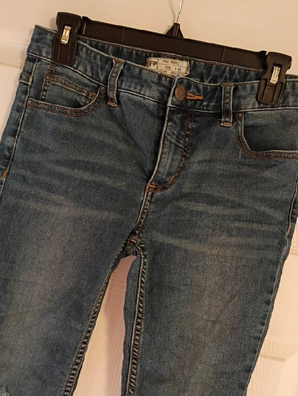Free People Blue Women’s Skinny Jeans - Faded Indigo Wash